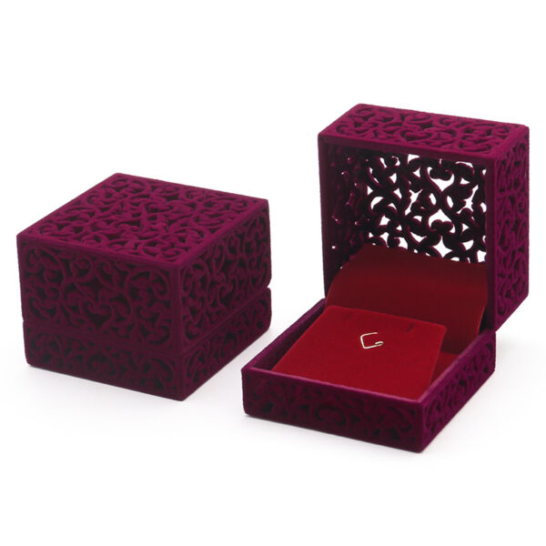 Earring Filigree Cube - Burgundy - Image 4