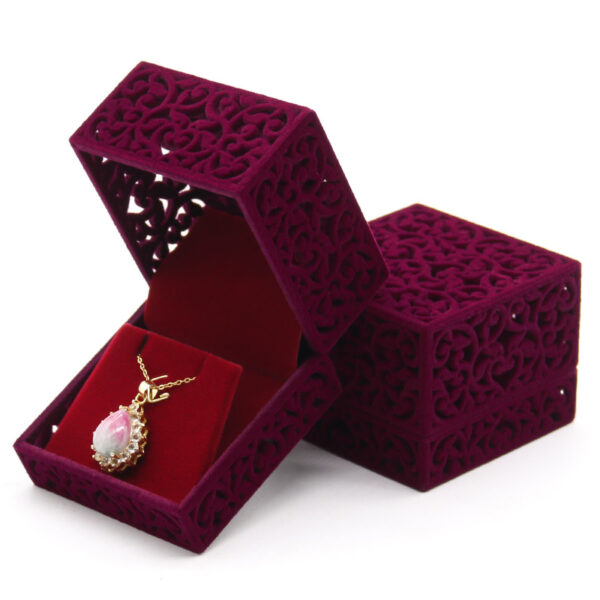 Earring Filigree Cube - Burgundy - Image 6