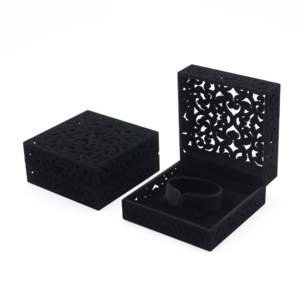 Single Bangle - Filigree Box - Black - Image 2