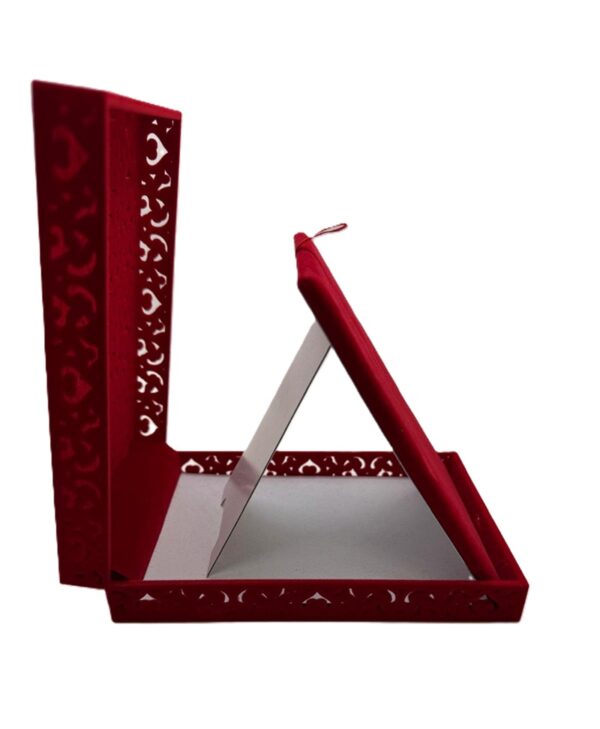 Chain and Pendant Box - Red - Image 5