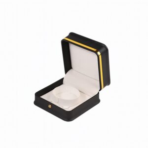 Kara Premium Leatherette - Black