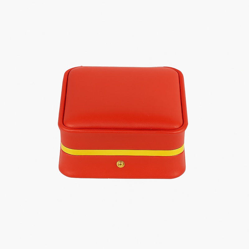 Kara Premium Leatherette - Red - Image 2